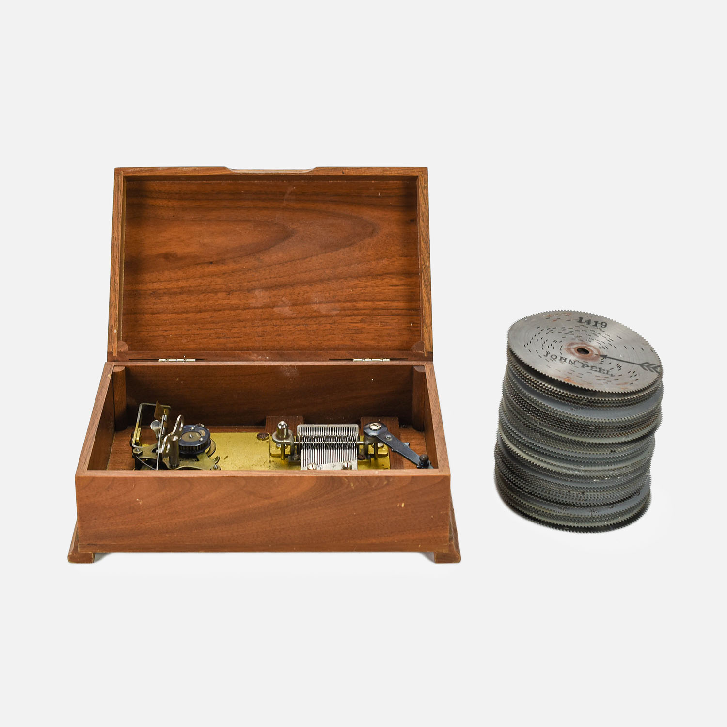 Small Swiss Disc Music Box w/51 Discs