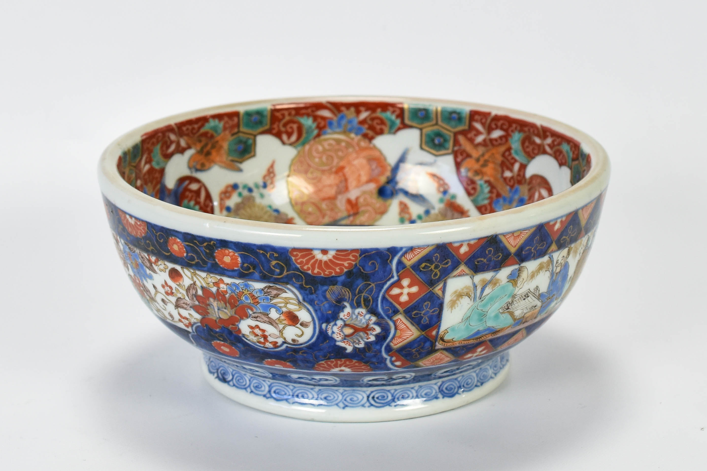 Fine Antique Japanese Imari Porcelain Footed Bowl