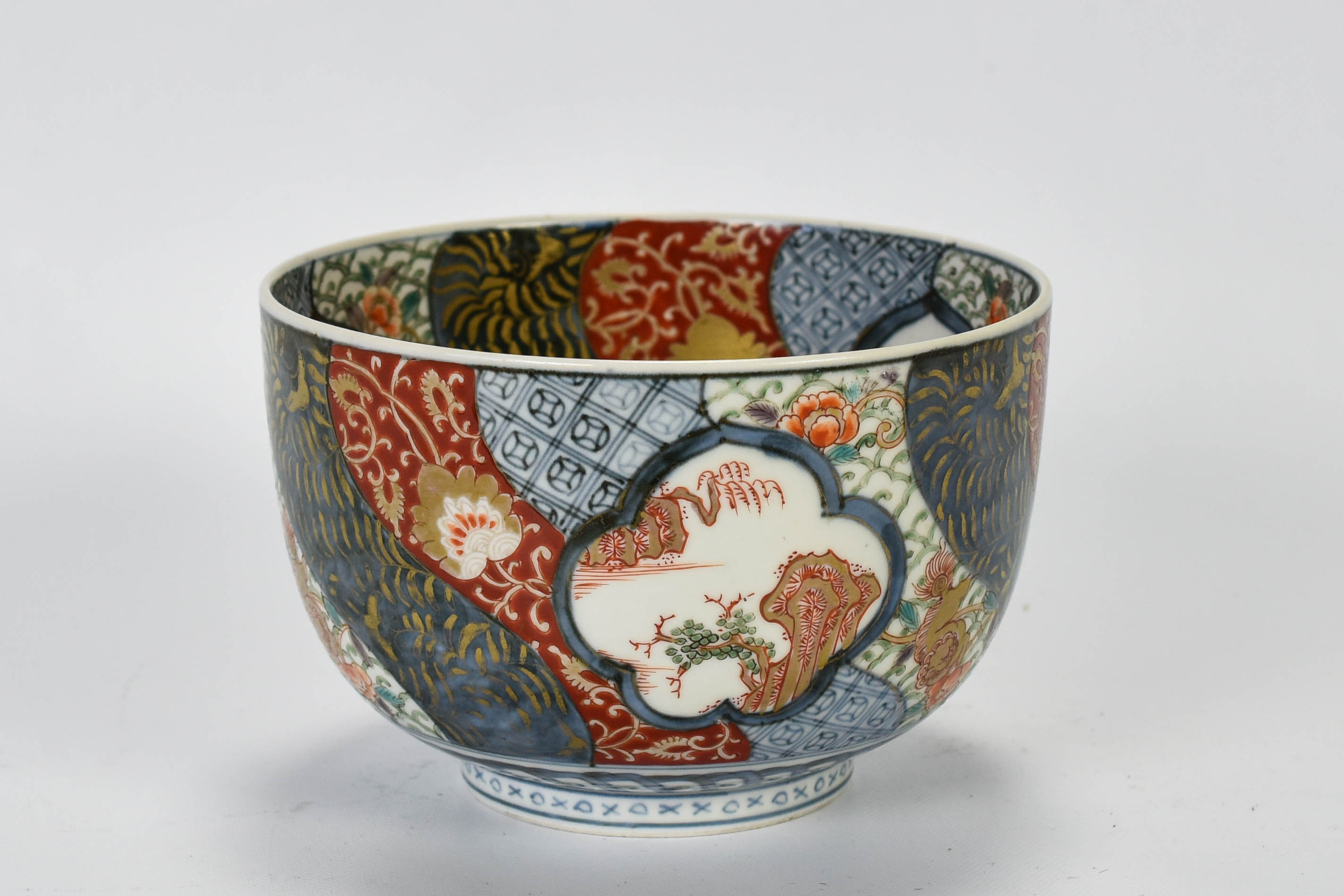 Antique 19thC Japanese Imari Porcelain Deep Bowl