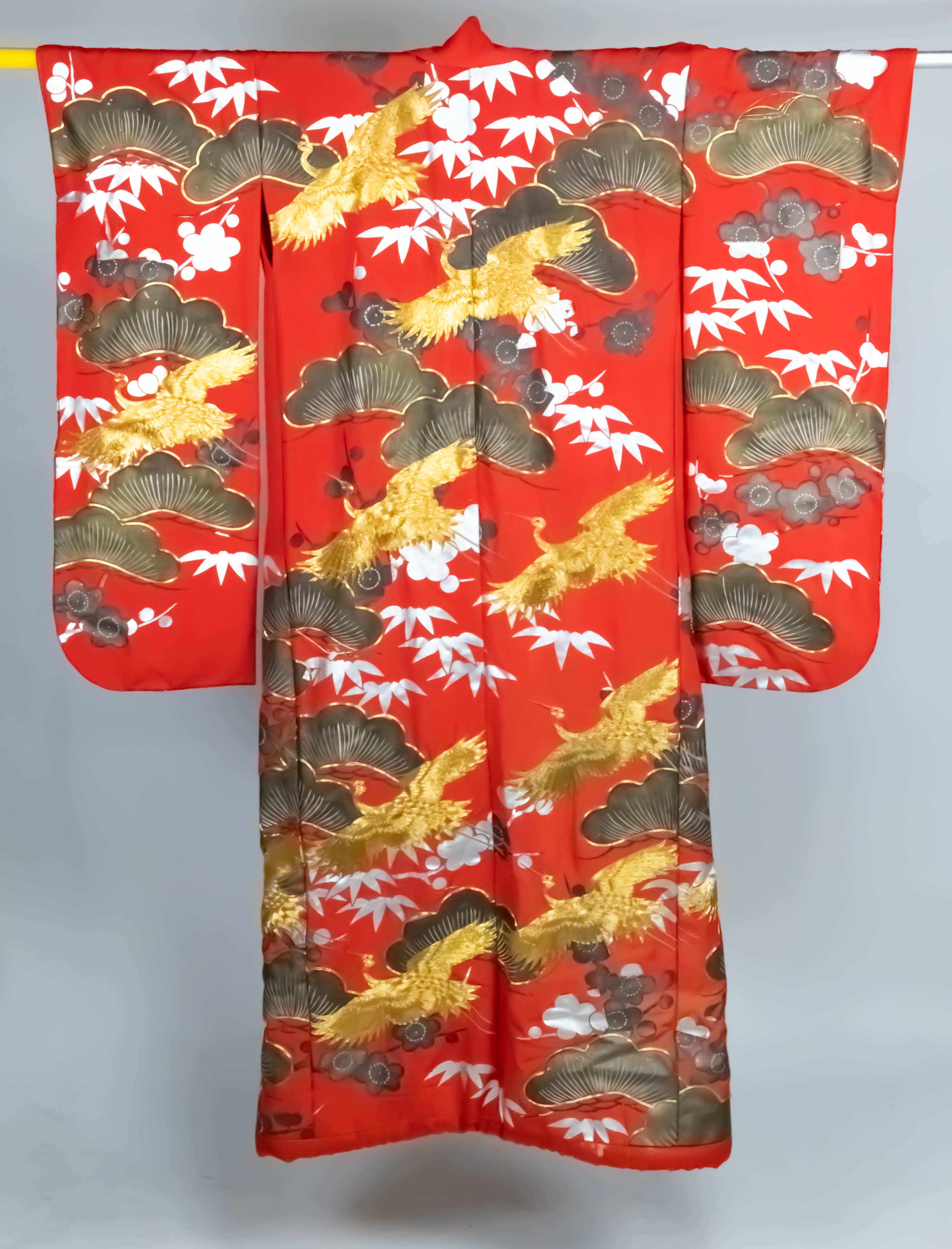 Vintage Japanese Gold Thread Red Dragon Kimono