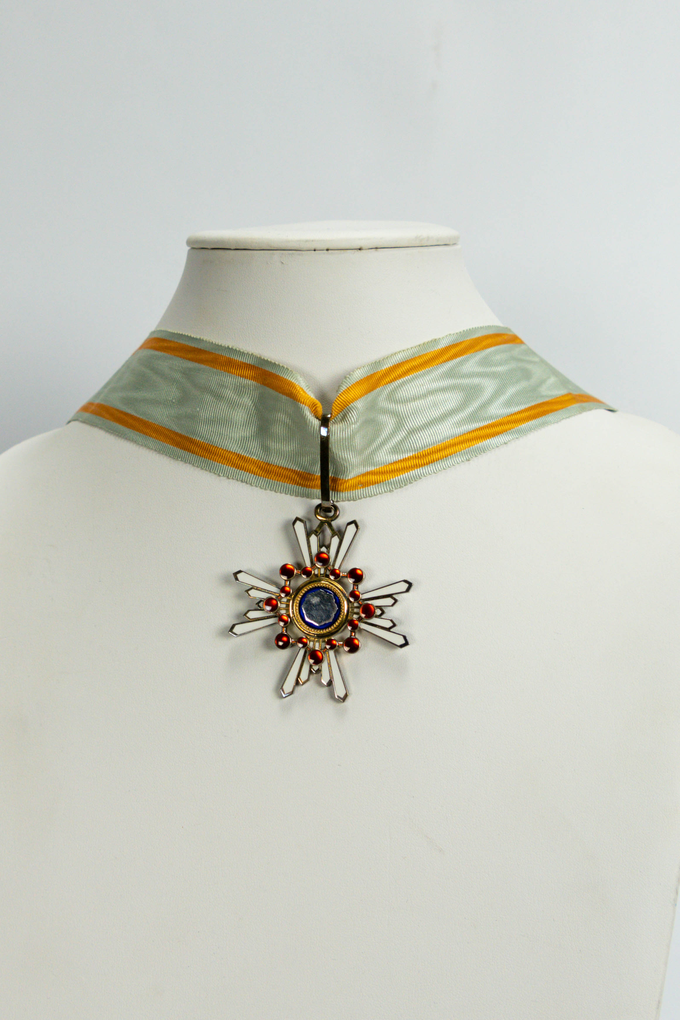Japanese Order of the Sacred Treasure Cased Medal