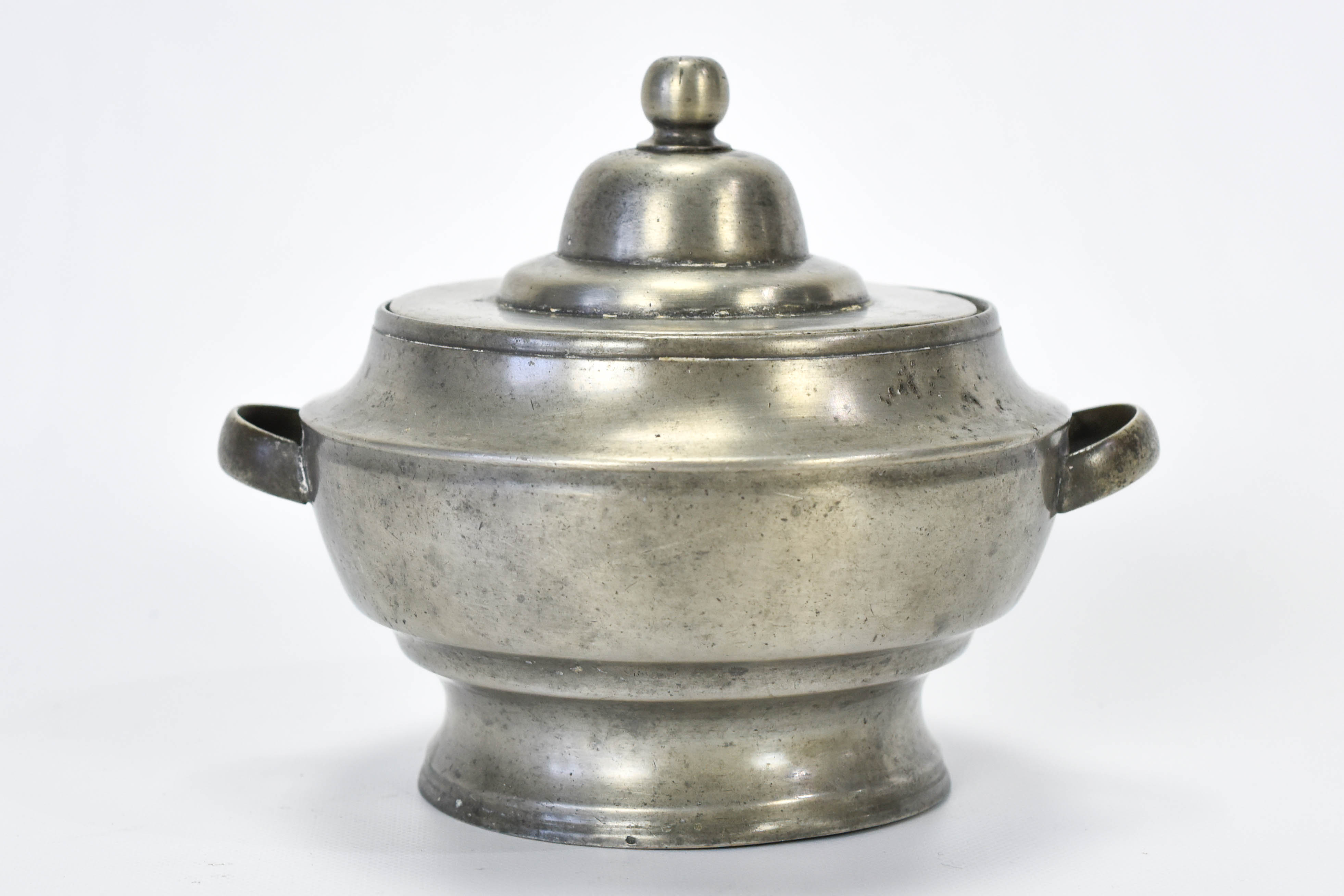 Geo Richardson Rhode Island Pewter Sugar Bowl w/Lid