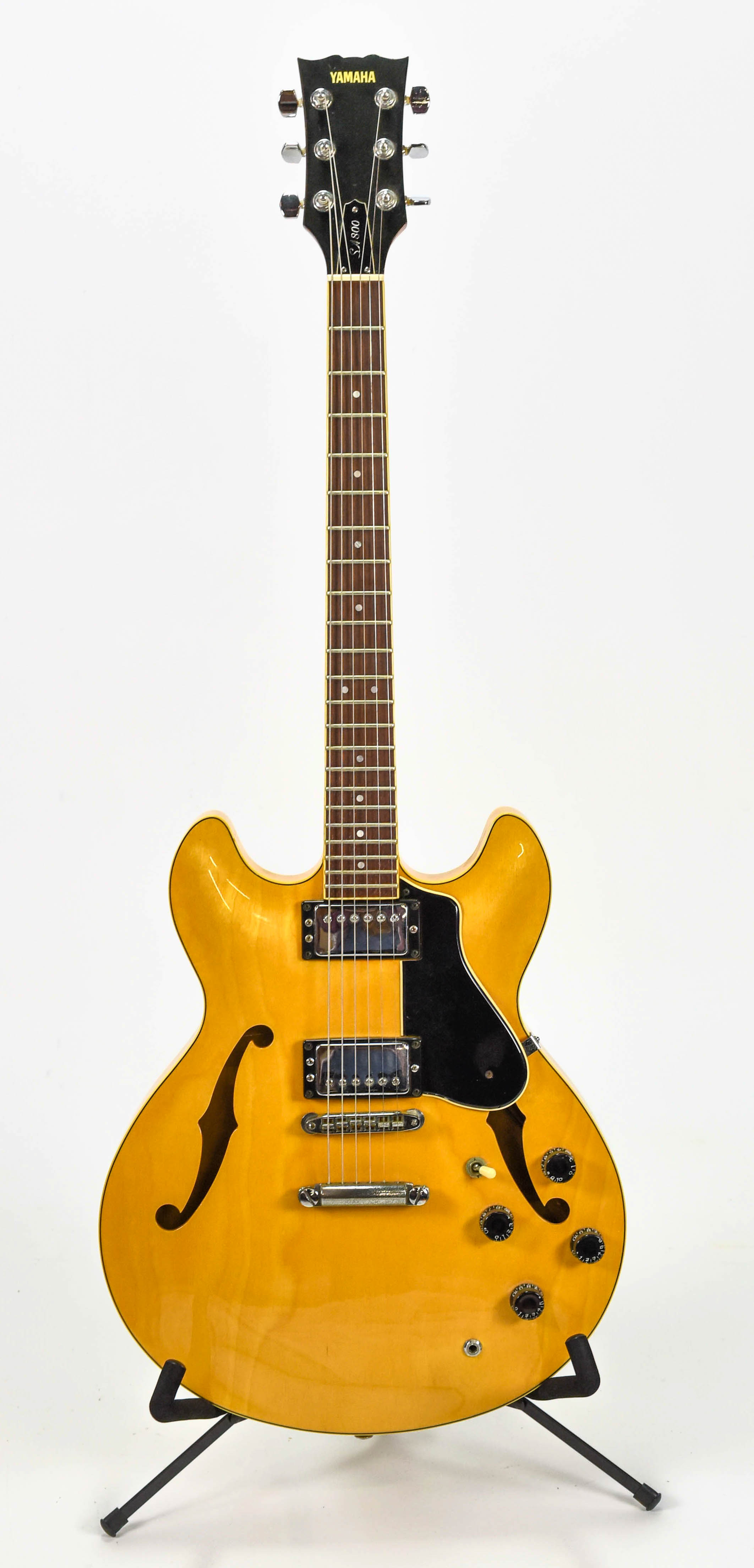 Yamaha SA800 Hollow Body Guitar w/HC